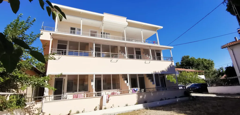 Motel Lavanda — gündüz dış cephe görünümü
