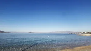 Avşa — Sakin bir günde sahil